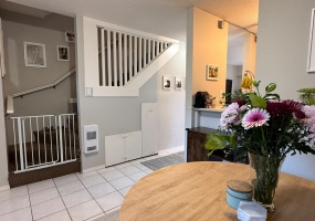 991, Cloverdale Avenue, Victoria, Canada, 2 Bedrooms Bedrooms, 0 ,1 BathroomBathrooms,Condo,For Sale,Cloverdale Court,Cloverdale Avenue,0,1108