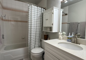 991, Cloverdale Avenue, Victoria, Canada, 2 Bedrooms Bedrooms, 0 ,1 BathroomBathrooms,Condo,For Sale,Cloverdale Court,Cloverdale Avenue,0,1108