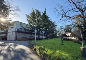 991, Cloverdale Avenue, Victoria, Canada, 2 Bedrooms Bedrooms, 0 ,1 BathroomBathrooms,Condo,For Sale,Cloverdale Court,Cloverdale Avenue,0,1108
