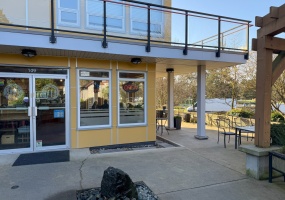 991, Cloverdale Avenue, Victoria, Canada, 2 Bedrooms Bedrooms, 0 ,1 BathroomBathrooms,Condo,For Sale,Cloverdale Court,Cloverdale Avenue,0,1108