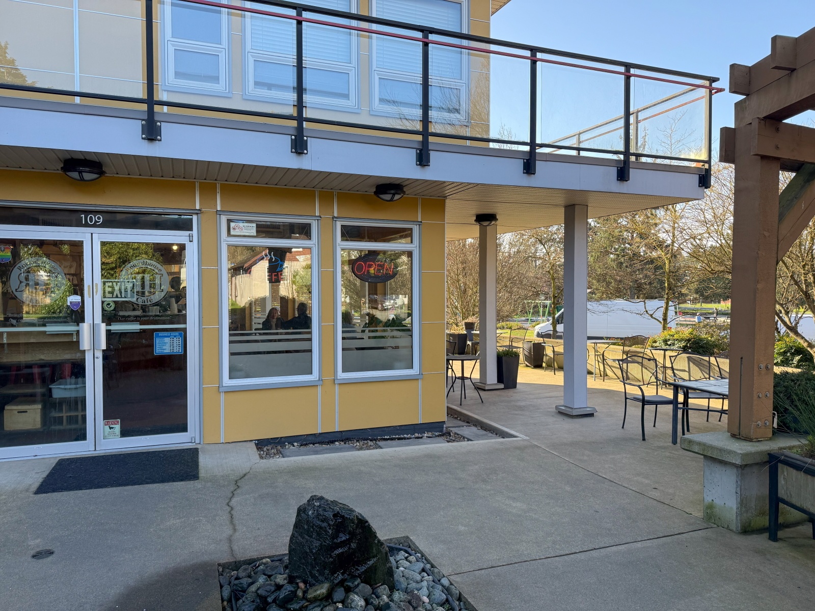 3252, Glasgow Avenue, Victoria, Canada, 2 Bedrooms Bedrooms, 0 ,1 BathroomBathrooms,Condo,For Sale,Glasgow Court,Glasgow Avenue,4,1109