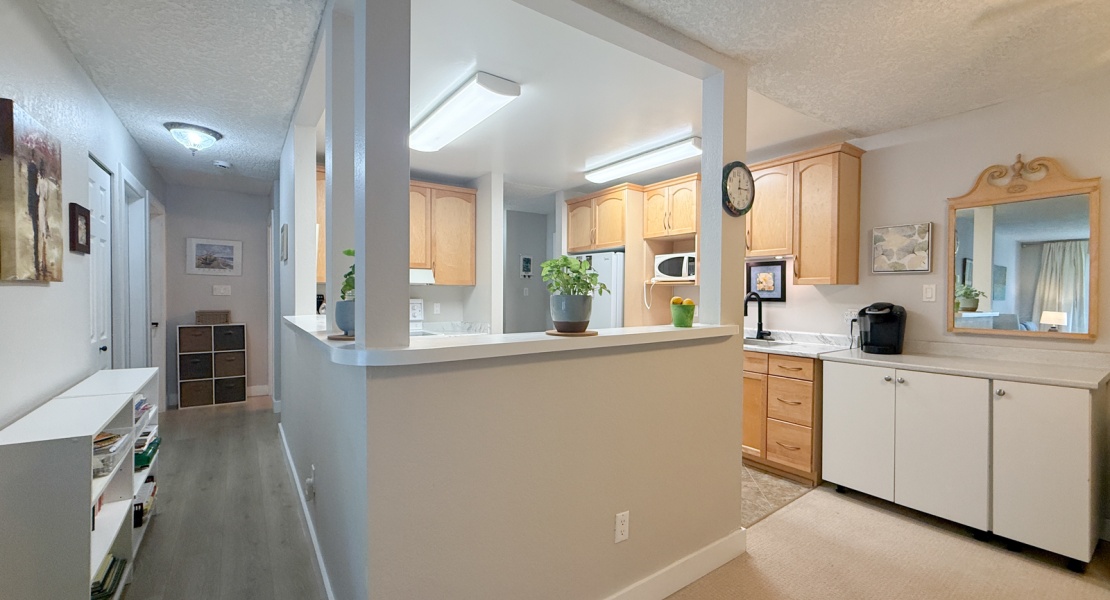 3252, Glasgow Avenue, Victoria, Canada, 2 Bedrooms Bedrooms, 0 ,1 BathroomBathrooms,Condo,For Sale,Glasgow Court,Glasgow Avenue,4,1109