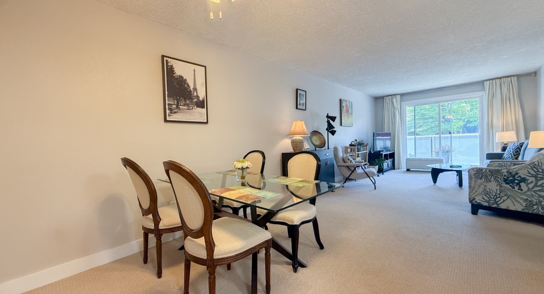 3252, Glasgow Avenue, Victoria, Canada, 2 Bedrooms Bedrooms, 0 ,1 BathroomBathrooms,Condo,For Sale,Glasgow Court,Glasgow Avenue,4,1109