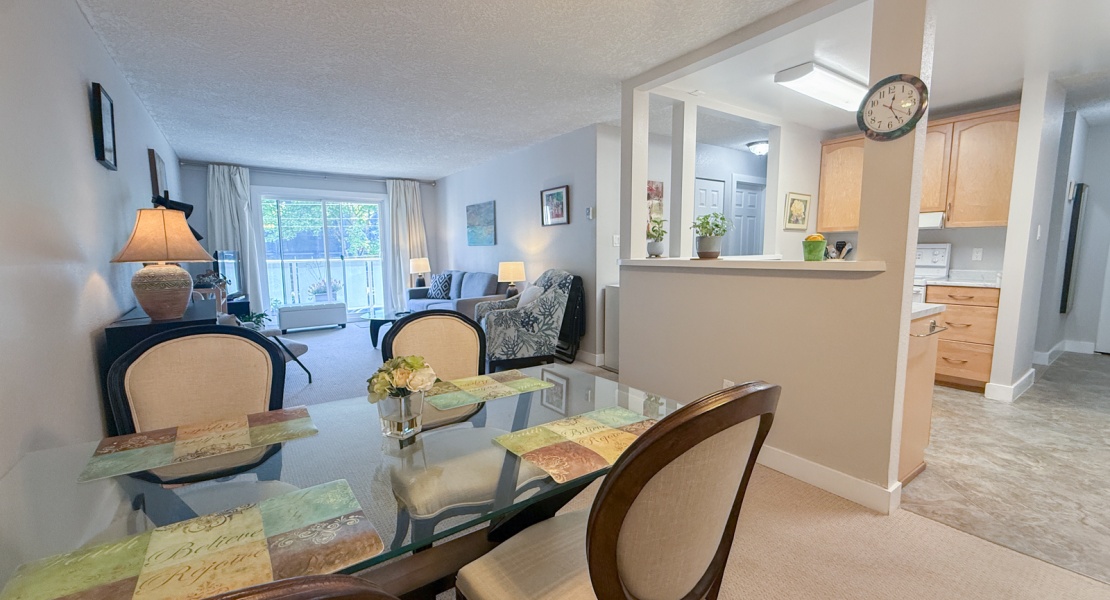 3252, Glasgow Avenue, Victoria, Canada, 2 Bedrooms Bedrooms, 0 ,1 BathroomBathrooms,Condo,For Sale,Glasgow Court,Glasgow Avenue,4,1109