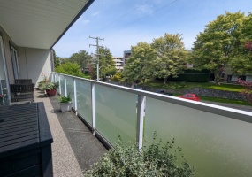 3252, Glasgow Avenue, Victoria, Canada, 2 Bedrooms Bedrooms, 0 ,1 BathroomBathrooms,Condo,For Sale,Glasgow Court,Glasgow Avenue,4,1109