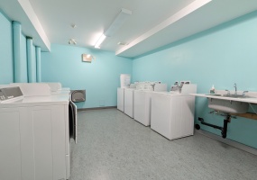 3252, Glasgow Avenue, Victoria, Canada, 2 Bedrooms Bedrooms, 0 ,1 BathroomBathrooms,Condo,For Sale,Glasgow Court,Glasgow Avenue,4,1109