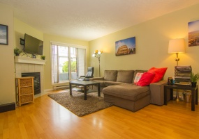101-3010, Washington Ave, Victoria, Canada, 2 Bedrooms Bedrooms, ,2 BathroomsBathrooms,Other Residential,Sold,Carrington Court,Washington Ave,1,1076